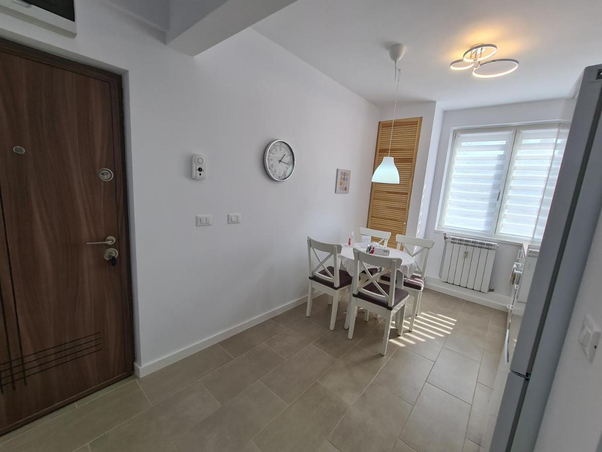 Mia Apartament Tulcea Esterno foto